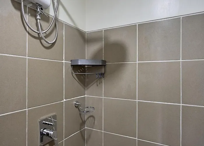 Vista Blooms At Vista Shaw With Wifi Apartment *